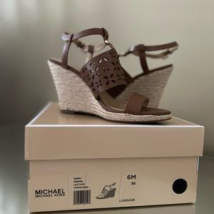MICHAEL KORS